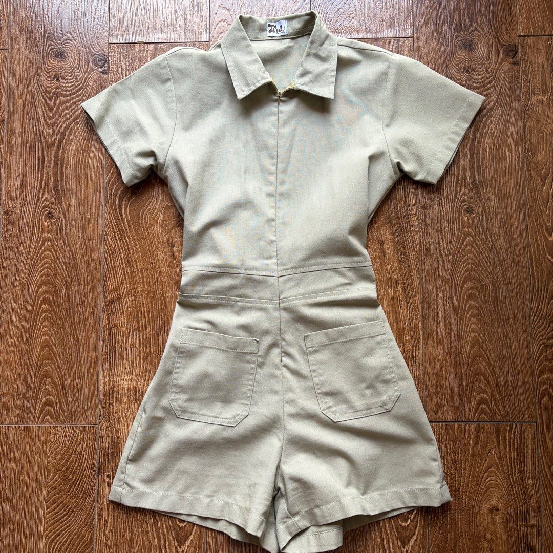 Miu the Label fits u good mini pistachio (Category: Rompers) located in Cainta. Submitted by r08yn (Listing ID 1432047587, Image 1). Description: ⟢ fits u good mini in pistachio ⟢ don’t think it’s in their catalogue anymore! ⟢ rfs: decluttering, i don’t reach for it anymore 🥹.