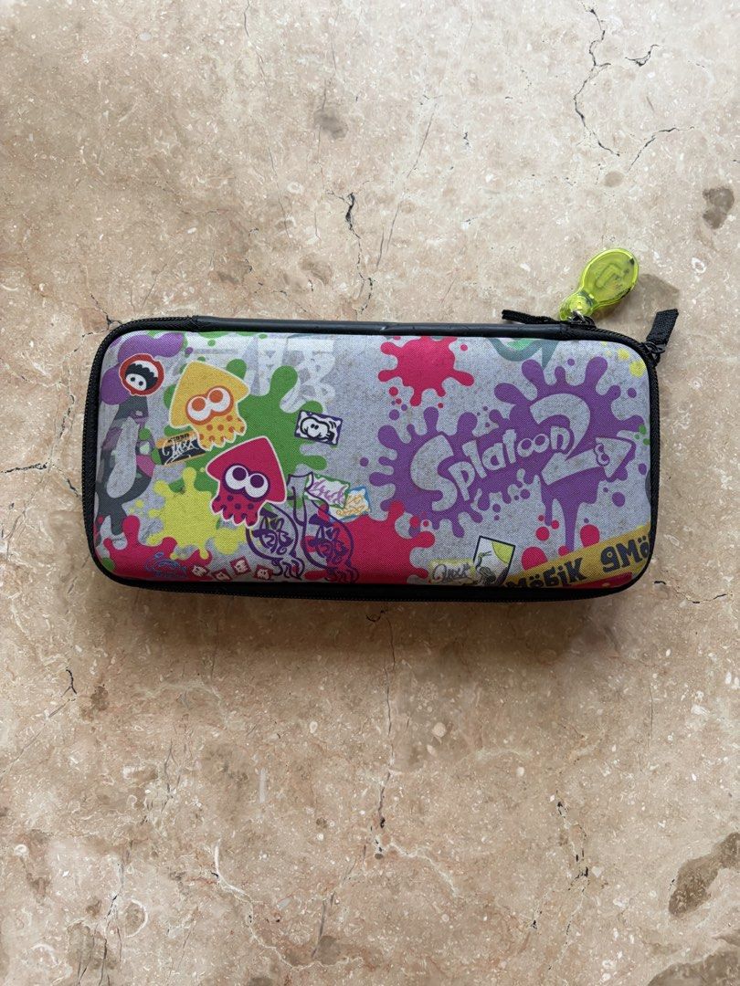 Nintendo Switch Splatoon Case (Category: Cases & Covers) located in Quezon City. Submitted by tidyup.lara (Listing ID 1432000317, Image 1). Description: Sold as is Condition 8/10: used but in good condition.
