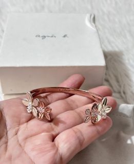 (Category: ) located in . Submitted by dalle_closet (Listing ID 1432078233, Image 1). Description: .