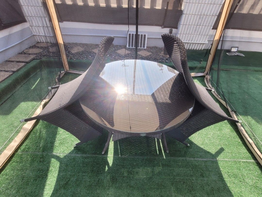 Outdoor solid table set (Category: Outdoor Furniture) located in Kuala Lumpur. Submitted by observer2017 (Listing ID 1432080032, Image 2). Description: .