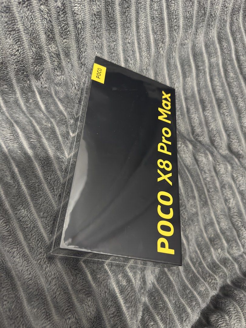 Poco x8 pro max white (Category: Xiaomi) located in Binan City. Submitted by _amaracelestia (Listing ID 1432003202, Image 2). Description: Poco X8 Pro Max White 12/512 Quick Specs: 6.83” Amoled Display 120hz Refresh Rate 50mp+8mp/20mp Dimensity 9500s (3nm) 8,500mAH 100w Charging Speed meet up/pick up/deliver via lbc biñan laguna loc.