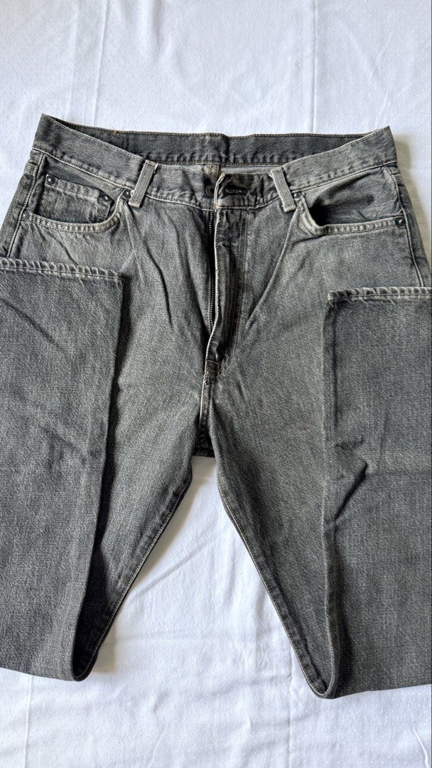 Polo Jeans Co. Grey Jeans (Category: Jeans) located in Valenzuela. Submitted by dees.corner (Listing ID 1432097009, Image 1). Description: - Polo Jeans Co. grey jeans - Size: 34 - Classic five-pocket design - Button and zipper closure - Leather Polo Jeans Co. logo patch at the back - Material: 100% cotton.