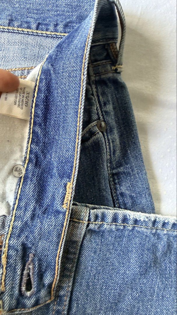 Polo Ralph Lauren Denim Jeans (Category: Jeans) located in Valenzuela. Submitted by dees.corner (Listing ID 1432097409, Image 3). Description: - Polo Ralph Lauren denim jeans - Light blue wash - Size: 35/30 - Iconic Polo logo - Button and zipper closure - Multiple pockets - Polo logo stitching on back pockets - Made of cotton.