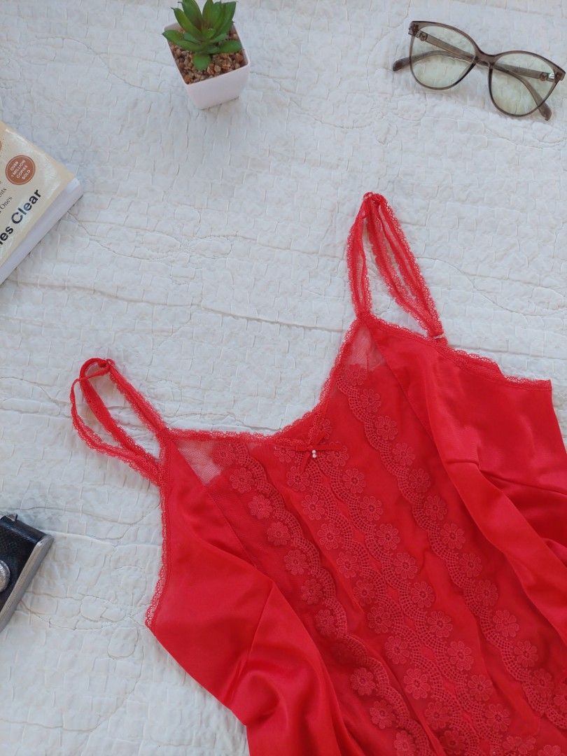 Red Lace Lingerie Top (Category: Undergarments & Loungewear) located in Governor Generoso. Submitted by cma_rarefitph (Listing ID 1432005389, Image 2). Description: - Red lace lingerie top - Includes camisole top and black skirt - Camisole features thin straps - Skirt has lace trim - Ideal for special occasions or comfortable wear.