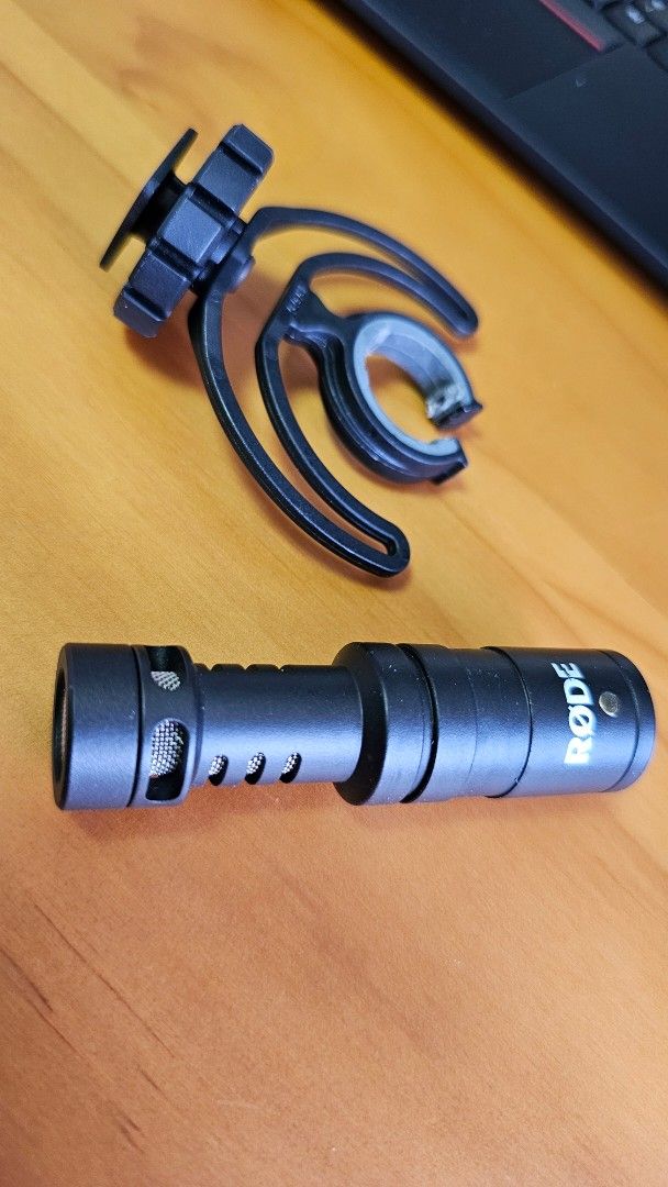 Rode VideoMicro Microphone with Accessories426920680243210240