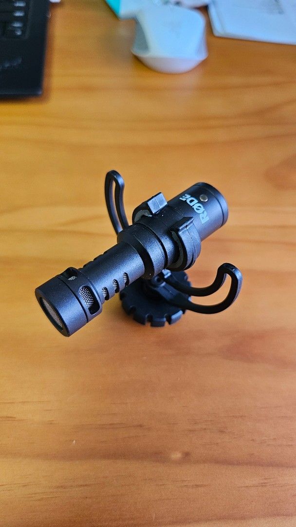 Rode VideoMicro Microphone with Accessories426920680243210241