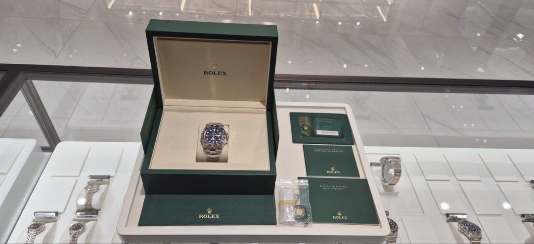 Rolex GMT-Master II Pepsi (Category: Luxury Watches) located in Manila. Submitted by kimdowoodo63789 (Listing ID 1432052606, Image 1). Description: Rolex GMT-Master II 126719BLRO (White Gold Pepsi Blue Dial) ✔️ Brand New – Unworn ✔️ Dated December 2025 ✔️ Full Set (Complete Box & Papers) ✔️ Stunning Blue Dial – Highly Desirable Model 💰 LOWEST PRICE IN THE MARKET – FIRM Serious buyers only. First come, first served. 📩 Message me for details / de
