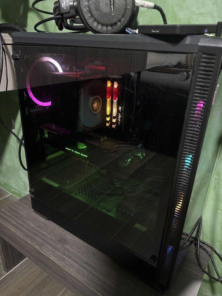 RTX2070 SUPER Gaming Desktop Unit436920642888673280