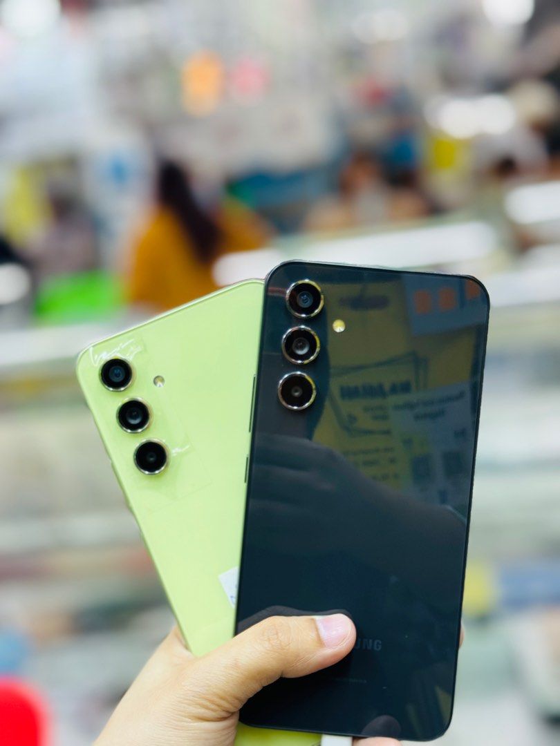 Samsung A54 5G 8/256GB Openline No issues NTC approved (Category: Samsung) located in San Juan City. Submitted by najihahtelecomshop2018 (Listing ID 1432065528, Image 3). Description: Legit Store | Original unit FOR SALE | TRADE / SWAP ▫️INSTALLMENT thru: 🔸Credit Card (straight / installment) 🔸Ggives / Gcredit + 6% interest 🔸Spay Later + 6% interest (RFS: Buy and Sell any kinds of Gadgets) Description: Samsung A54 5G 8/256 NTC APPROVED Openlin