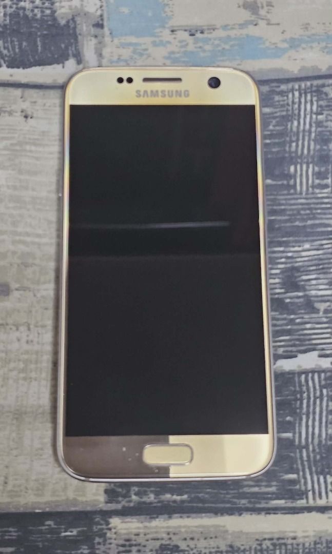 Samsung Galaxy S7 (Category: Samsung) located in Manila. Submitted by mwnadala (Listing ID 1432195129, Image 3). Description: Features: 5.1-inch Quad HD Super AMOLED display, 4GB of RAM, and a 12MP rear camera. It is water-resistant (IP68), features a microSD slot, and runs up to Android 8.0. Condition: Used as an emergency phone (2nd owner) Reason for Selling: No more need Meet Up Location: V. Mapa LRT 2 Station, Our Lady of Lourdes Hospital, Ba