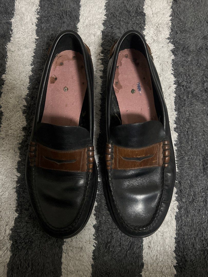 Sebago Men's Loafers - Size 9.5 (Category: Dress Shoes) located in San Fernando. Submitted by notcfrank (Listing ID 1432146398, Image 1). Description: Sebago men's penny loafers in black with brown accents. Size US 9.5 / EUR 43.5. Made in Mexico. No insoles. dm if interested.