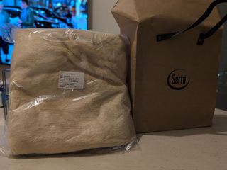 （分類：）位於 。 由 tsallinguini 提交（商品編號 1432136182，圖片 1）。簡介： 。