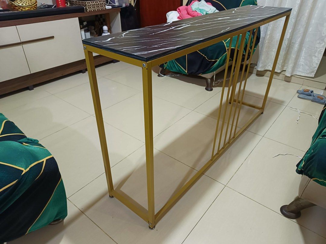 Side table (Category: Tables & Sets) located in Las Pinas. Submitted by stockholm05 (Listing ID 1432064921, Image 2). Description: Height 77cm Width 30cm Length 140cm.