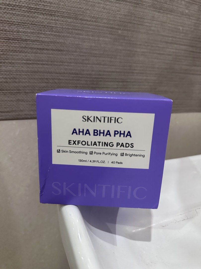 Skintific AHA BHA PHA Exfoliating pads (Category: Face Care) located in Manila. Submitted by chamwel (Listing ID 1432099605, Image 1). Description: Sealed, never been used. Hindi palapede for my teenager daughter..
