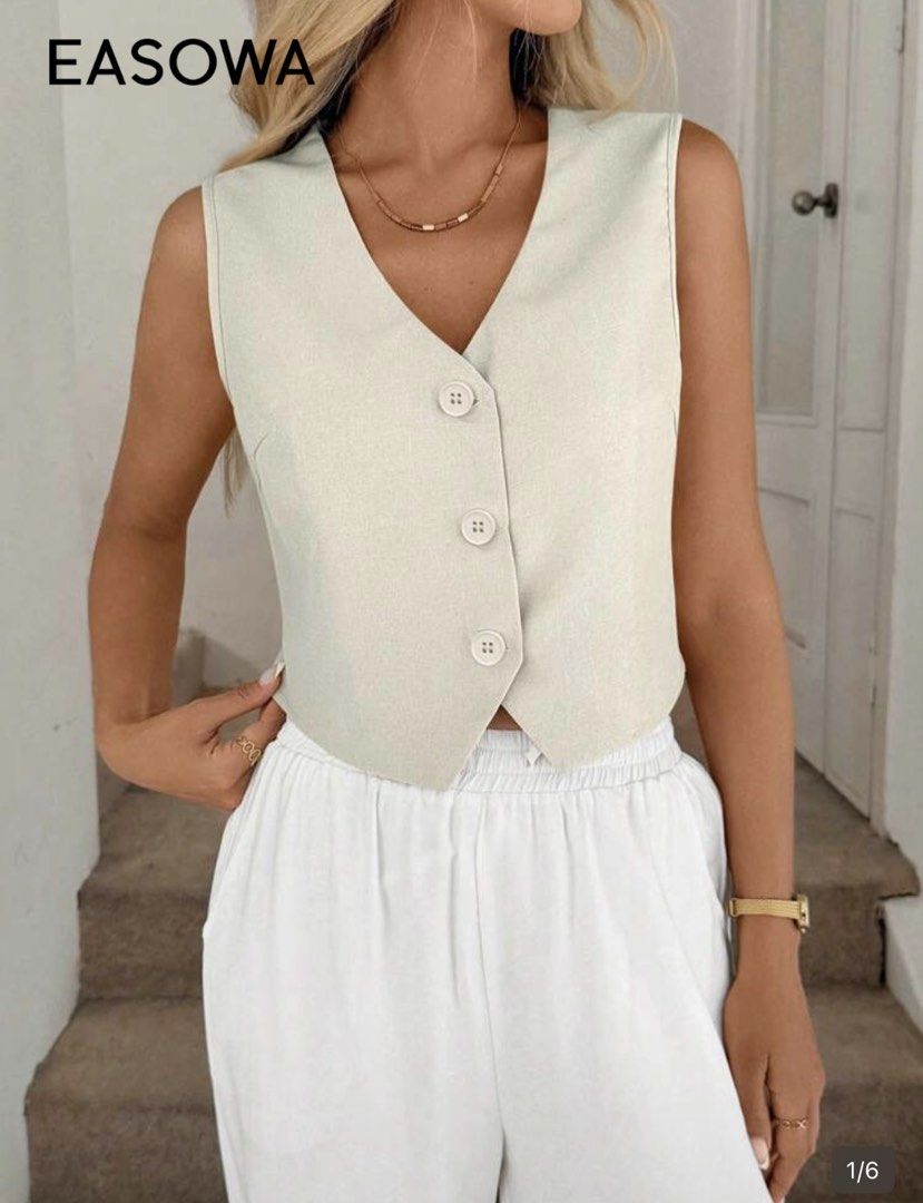 Sleeveless Vest (Light Apricot) (Category: Sleeveless) located in Manila. Submitted by rtheresebart (Listing ID 1432129038, Image 2). Description: ✅ BRAND NEW ✅ Perfect for office wear or casual days ✅ Material: Polyester.