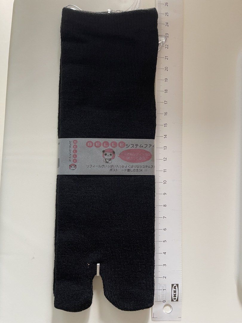 Split Toe Socks - Black (Category: Socks) located in Singapore. Submitted by almching (Listing ID 1432051870, Image 1). Description: - Traditional split-toe design - Brand new and unworn 19pcs available.