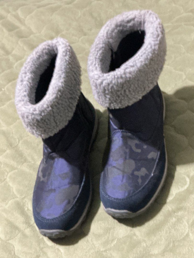 Timberland winter boots 6-7 womens (Category: Boots) located in Angeles City. Submitted by goodbuysathome (Listing ID 1432164722, Image 2). Description: Last price posted npo pls read… Like new Timberland Add sf Gcash payment Size nsa pic na .