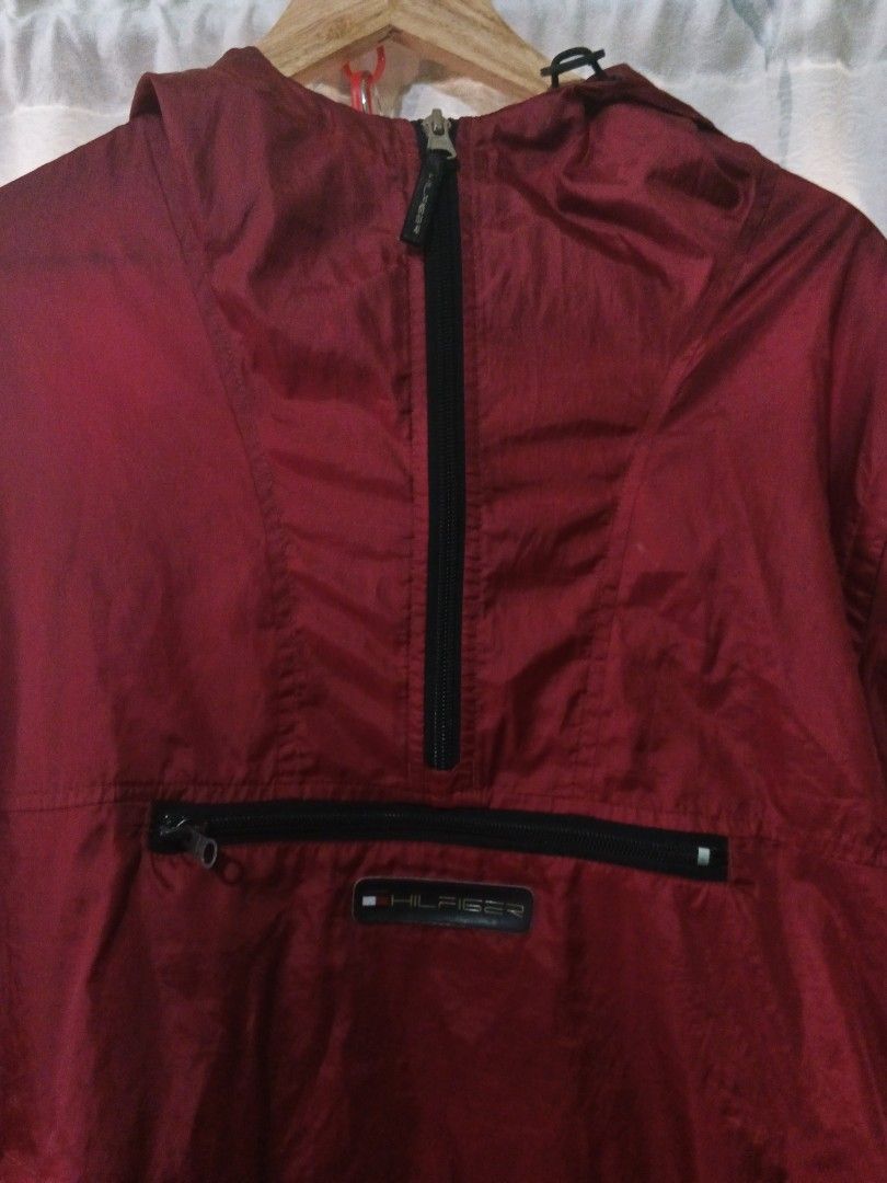 TOMMY HILFIGER (Category: Coats, Jackets and Outerwear) located in Manila. Submitted by wesleycomad21 (Listing ID 1432078889, Image 3). Description: TOMMY HILFIGER WIND BREAKER REMOVABLE SLEEVE NEED WASH.