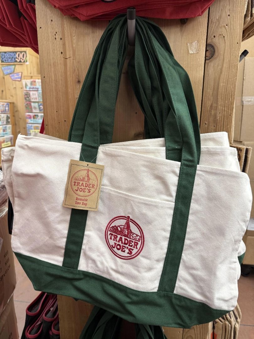 Trader Joe's Green Bag LARGE from NYC (Category: Tote Bags) located in Quezon City. Submitted by trainforless (Listing ID 1432142091, Image 1). Description: Brand new, complete with tags.