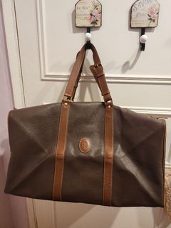 (Category: ) located in . Submitted by cfptpreloved (Listing ID 1432103744, Image 1). Description: .