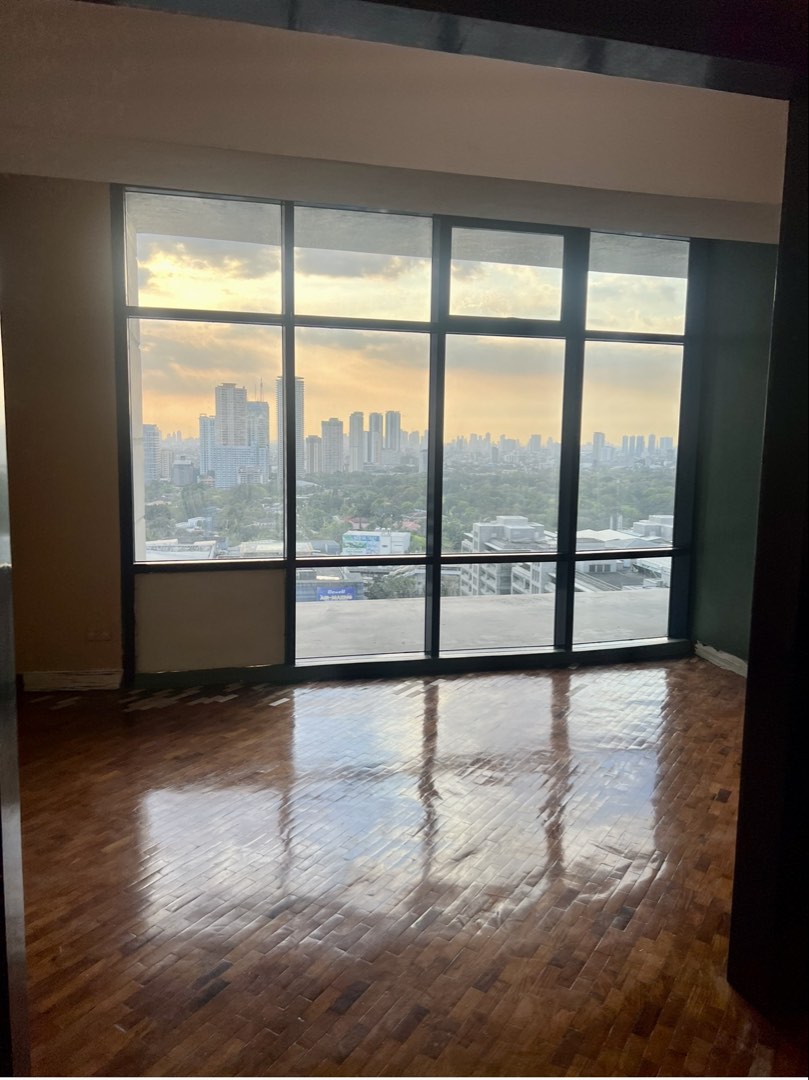 (Category: ) located in . Submitted by eloisaenriquez (Listing ID 1432137796, Image 1). Description: .