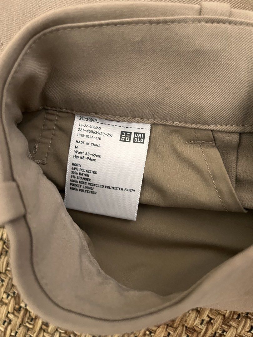 Uniqlo Pants - Size M (Category: Other Bottoms) located in Paranaque City. Submitted by threadup (Listing ID 1432054506, Image 2). Description: - Uniqlo Pants - Size: M - Waist: 63-69cm - Hip: 88-94cm - Features: Pleats, comfortable fit - Material: Polyester/Spandex blend - Pocket Lining: 100% Polyester.