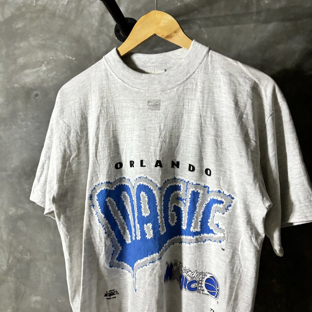 Vintage Orlando Magic nutmeg shirt (Category: Formal Shirts) located in Bambang. Submitted by heats777 (Listing ID 1432182172, Image 2). Description: Condition: 9.5/10 Issue: None Size: M on tag Dimension: W 20 L 28 🏷️ 880 + sf.