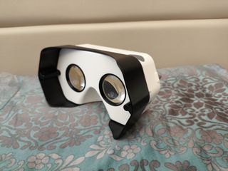 Virtuality Headset for Smartphone494321857829939200
