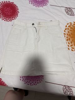 (Category: ) located in . Submitted by rrenyyaaa (Listing ID 1432112081, Image 1). Description: .
