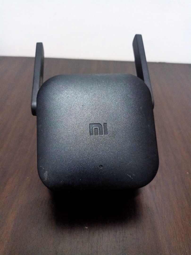 Xiaomi Mi WiFi Range Extender Pro (Category: Networking) located in Las Pinas. Submitted by the_recycle_shop (Listing ID 1432171841, Image 1). Description: - Extends your WiFi coverage. - Features two external antennas for stronger signal. - Compact design. - Easy setup and use. - Plugs directly into a power outlet..