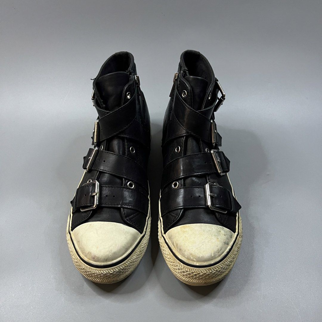 (Y2K) ASH - Wedge Velcro Leather Sneaker (Category: Wedges) located in Paranaque City. Submitted by millennial_goodz (Listing ID 1432139968, Image 2). Description: WTS (Y2K) ASH - Wedge Velcro Leather Sneaker Size 38 Excellent condition - Needs minimal cleaning only Authentic, pair only P1,999 only DM.