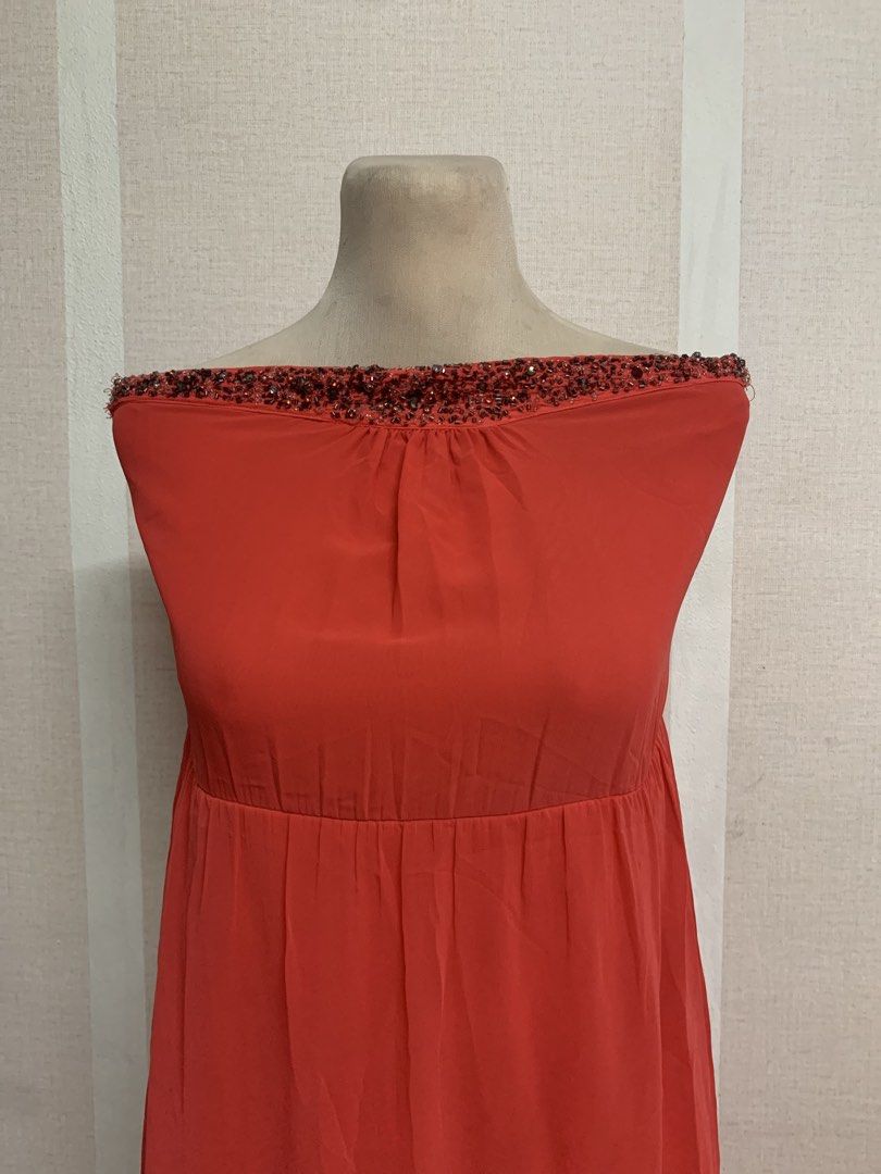 Zara Trafaluc Strapless Maxi Dress (Category: Dresses) located in Quezon City. Submitted by thriftythought (Listing ID 1432050071, Image 2). Description: - Zara Trafaluc strapless maxi dress - Stunning coral color - Delicate beaded neckline - Flowing, lightweight fabric - Stylish side slit - Size: Small - Made in India - Perfect for special occasions.