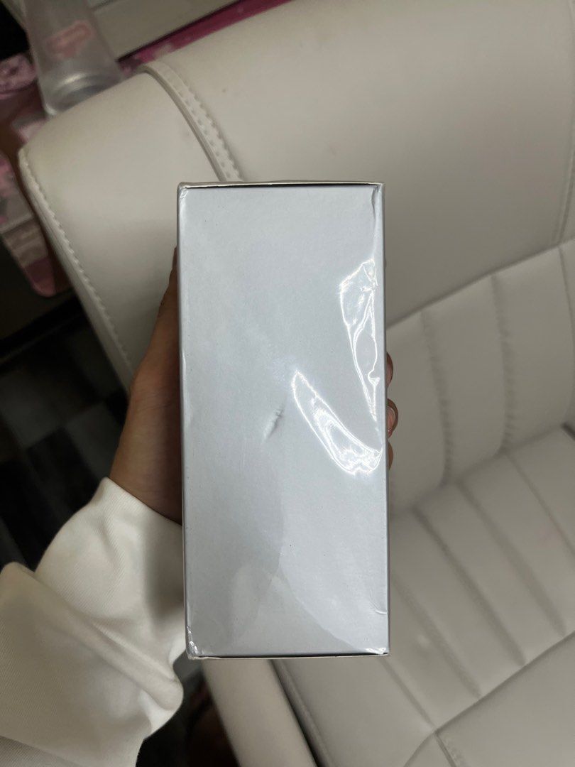 212 MEN✨ (Category: Sanitary Hygiene) located in Iloilo. Submitted by anonymous_ph (Listing ID 1432371673, Image 3). Description: 212 MEN✨ 100ML FACTORY SEALED w/ BOX 📍MALL PULL OUT .