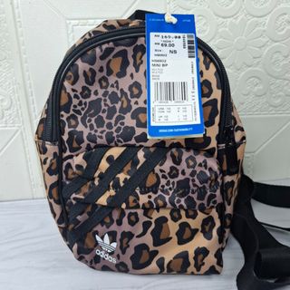 (Category: ) located in . Submitted by hananashop (Listing ID 1432365153, Image 1). Description: .