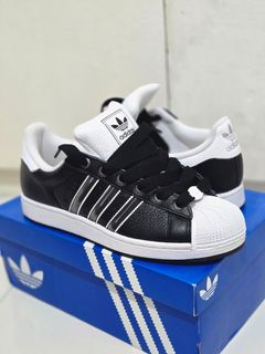 (Category: ) located in . Submitted by dopewear.collection (Listing ID 1432322486, Image 1). Description: .