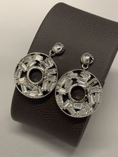 （分類：）位於 。 由 starry_closet 提交（商品編號 1432280456，圖片 1）。簡介： 。