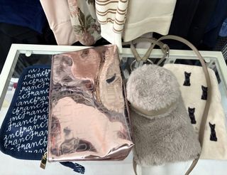(Category: ) located in . Submitted by mywardrobe1234 (Listing ID 1432231234, Image 1). Description: .