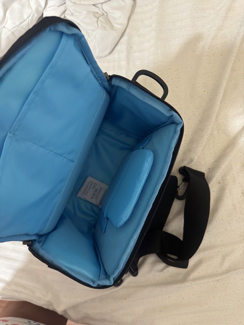 Avid camera bag (Category: Camera Bags & Carriers) located in Makati City. Submitted by airahern (Listing ID 1404739374, Image 2). Description: - Brand new Avid bag - Still in original packaging - Color: Dark grey/black - Shape: Rectangular - Type: Likely a shoulder bag - Sealed in plastic - waterproof - negotiable .