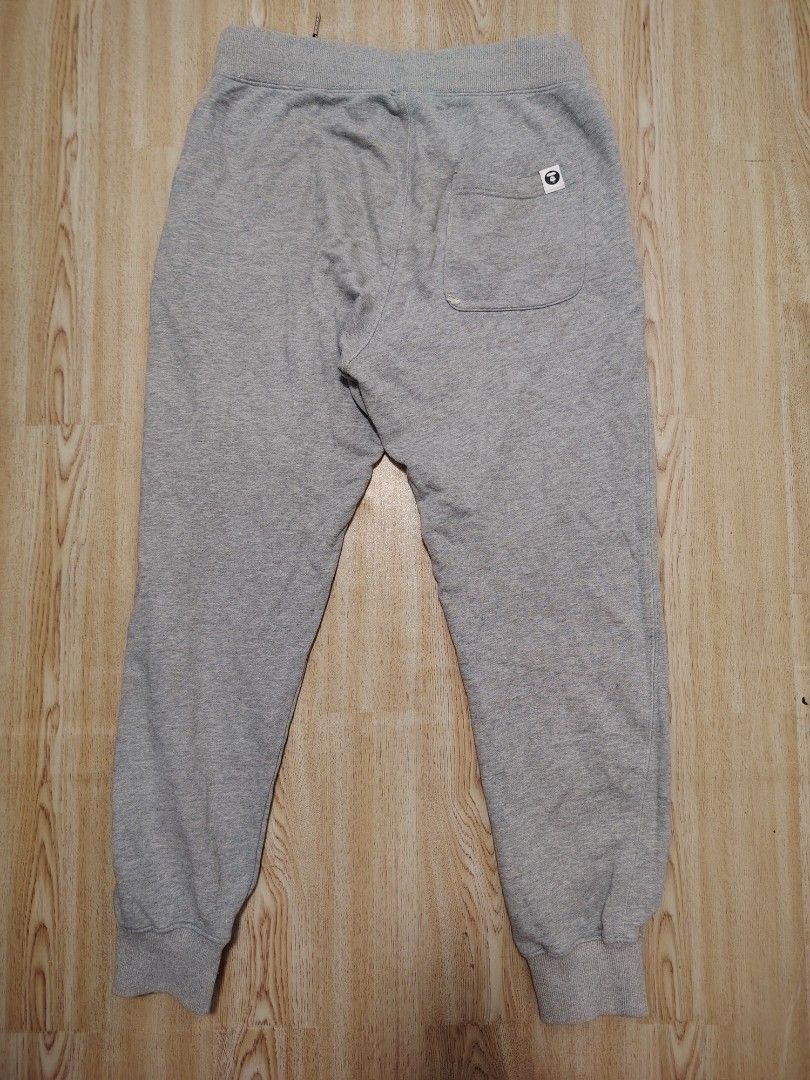 BATHING APE PANTS (Category: Joggers) located in Pasay City. Submitted by gggian2 (Listing ID 1432316416, Image 2). Description: small issues large on tag pasay location.