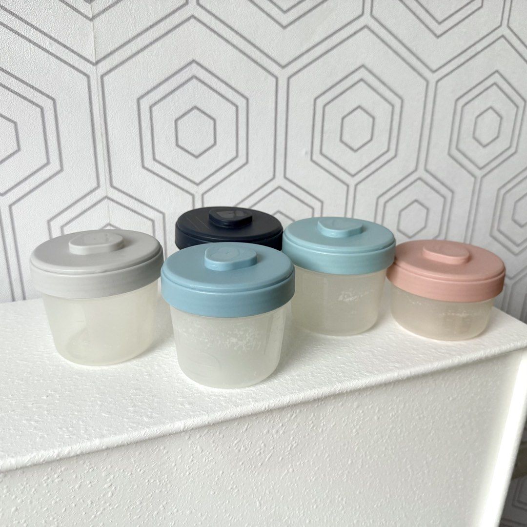 Beaba Baby Food Storage Containers (Category: Food Organization & Storage) located in Marikina City. Submitted by lovegoeson (Listing ID 1432335442, Image 1). Description: - Set of baby food storage containers in pastel colors. - Colors: Gray, navy, light blue, and pink. - Clear plastic containers with lids. - Perfect for storing homemade baby food or snacks. - Easy to clean. - Compact for convenient storage..