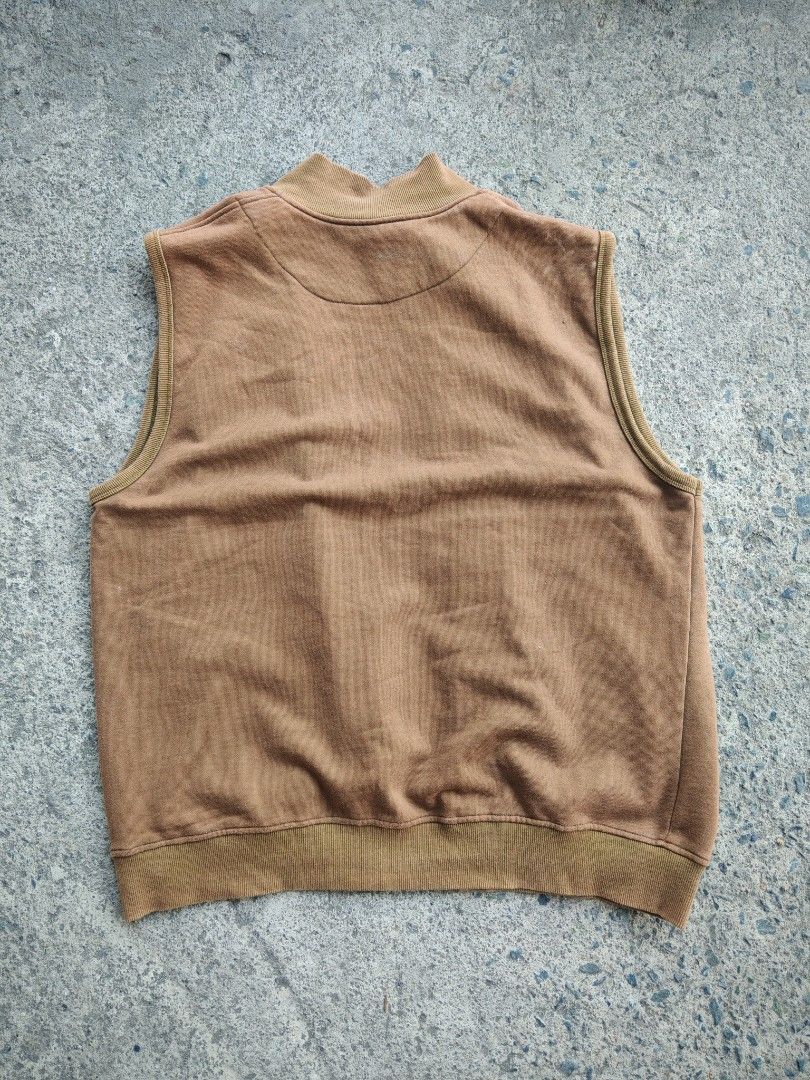 Brown Vest (Category: Vests) located in Manila. Submitted by justmecly (Listing ID 1432309834, Image 2). Description: L - 27 W - 24.