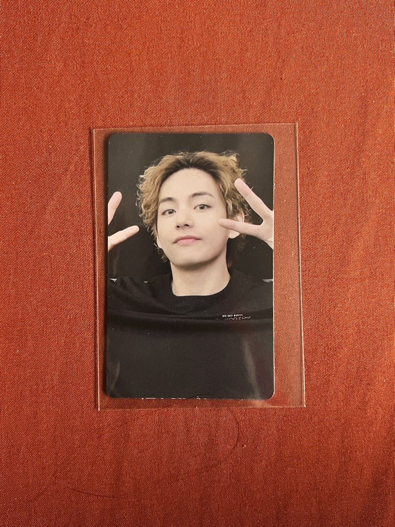 BTS V Photocard Sowoozoo Bluray PC (Category: K-Wave Merchandise) located in Manila. Submitted by atcharasantos (Listing ID 1432283968, Image 1). Description: BTS V Taehyung PC Sowoozoo bluray. Can send pc condition thru pm.