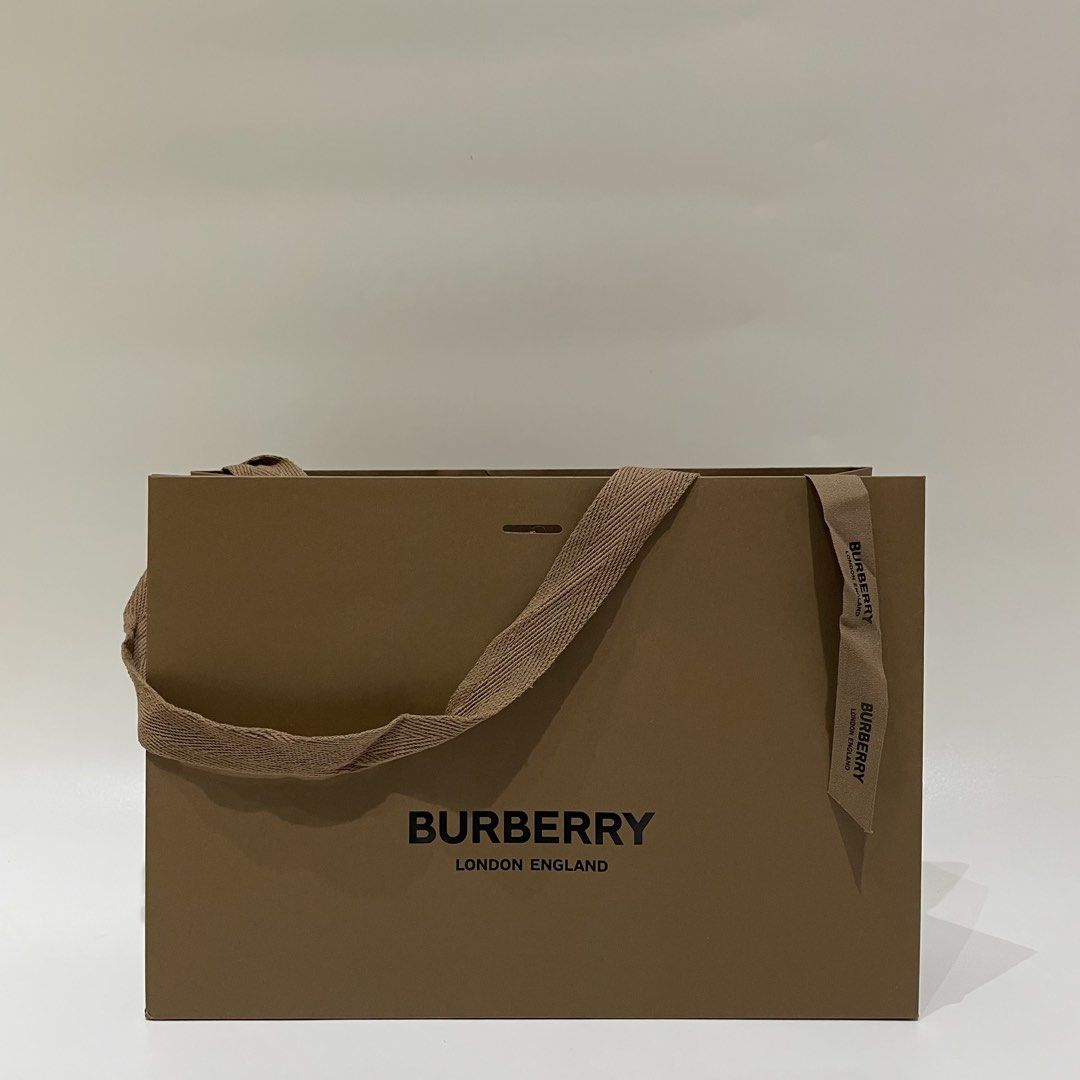 Burberry Authentic Small Paper Bag (Category: Luxury Bags & Wallets) located in Cavite. Submitted by kyukyuchan (Listing ID 1432198897, Image 1). Description: ✨50+ ITEMS ON MY PAGE LISTING✨ [Notes: SOME ITEMS ARE FROM BALIKBAYAN BOX, THUS, BOX OR PLASTIC PACKAGINGS ARE REMOVED] Notes: - Dimensions are already included in photos. - Add ₱99 for ribbon - What You See Is What You Get - No Flaws, Unless Stated. 🚫WE WILL NOT BE LIABLE FOR ANY DAMAGES 