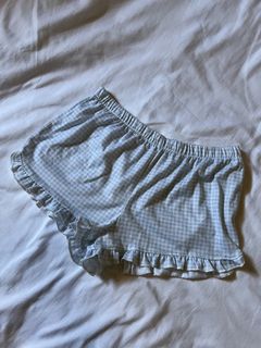 (Category: ) located in . Submitted by declutterwithandi (Listing ID 1432240997, Image 1). Description: .