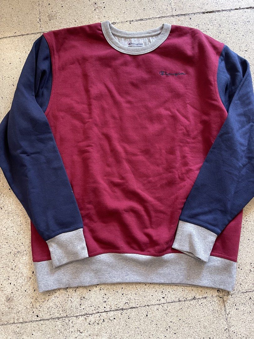 Champion sweatshirt (Category: Coats, Jackets and Outerwear) located in Manila. Submitted by declutterfindss (Listing ID 1432247113, Image 1). Description: PLS READ FIRST Authentic Champion bought in US. Used only twice NO flaws. Posted all the photos so pls dont ask for more FIRM WITH THE PRICE WILL NOT REPLY TO LOW BALLERS Size Large SF c/o buyer via Gogoxpress ONLY or same day delivery (grab,lalamove etc) MOP Bpi or Gcash only Pick up in Manil