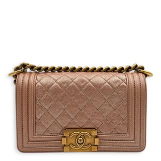 (Category: ) located in . Submitted by carousellluxury (Listing ID 1403508536, Image 1). Description: .