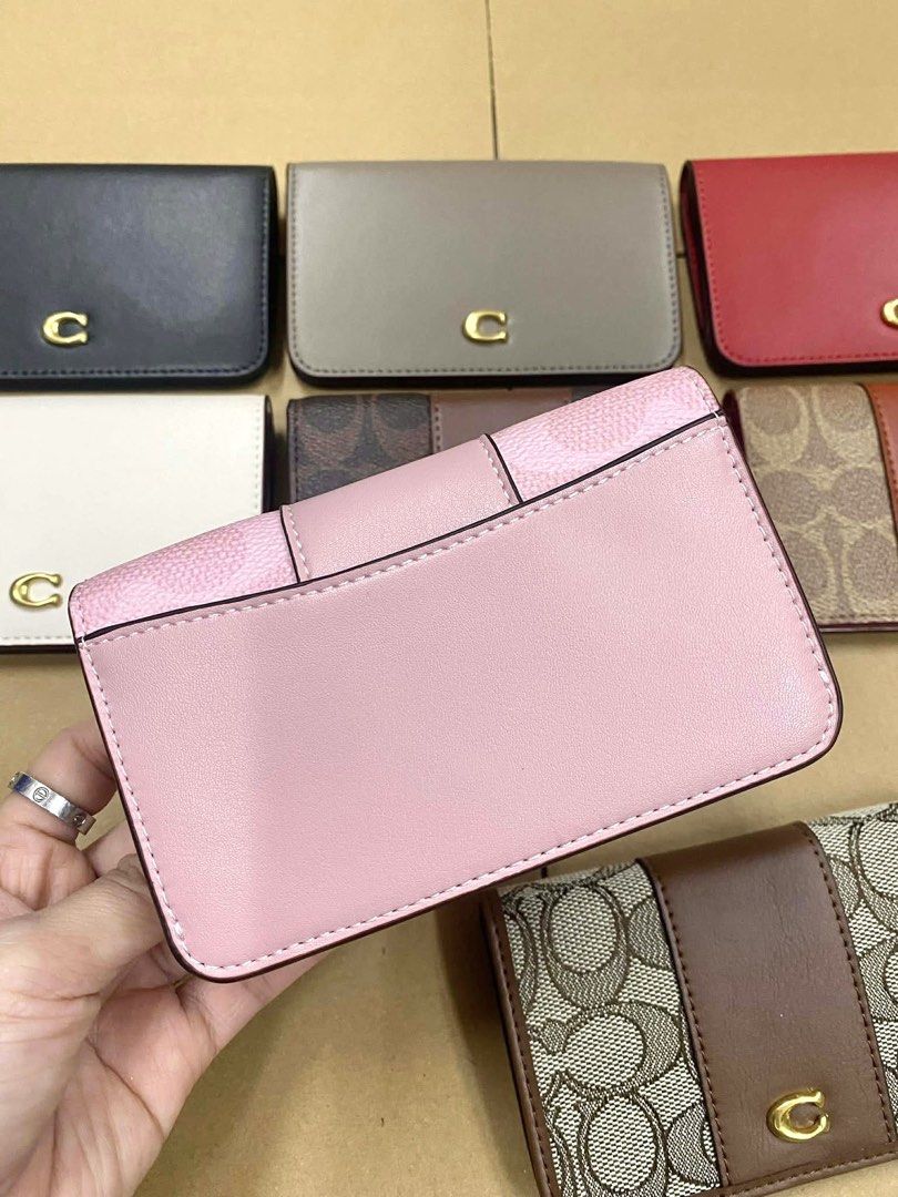 Coach Essential Slim Card Case (Category: Luxury Bags & Wallets) located in Bulacan. Submitted by mykakarizza (Listing ID 1432301680, Image 3). Description: May katerno pangwallet!! ₱1000 only Essential Slim Card Case Complete inclusions paperbag + dustbag + box 📸 Actual pics! 🙋🏻‍♀️.