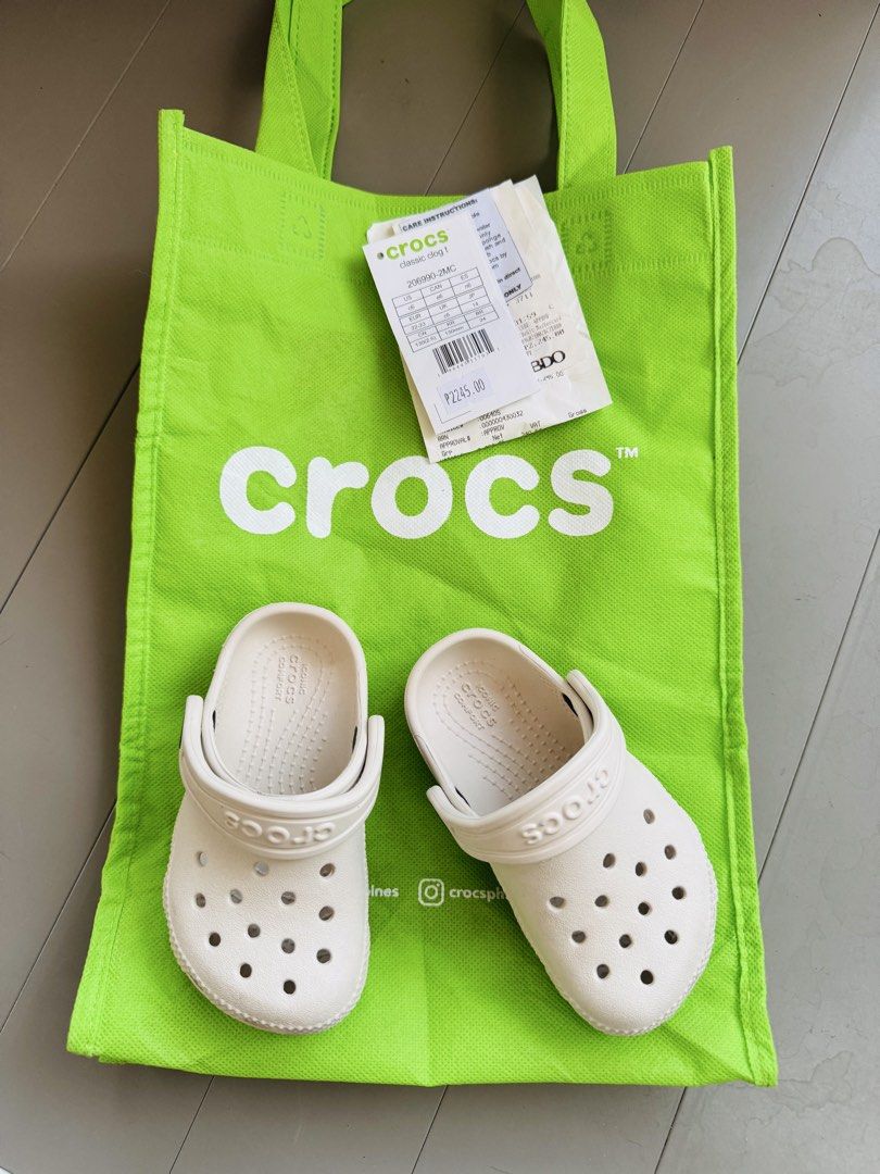 Crocs Classic Clogs for Toddler C6 (Category: Babies & Kids Fashion) located in Bacoor. Submitted by darklab_project (Listing ID 1432308903, Image 1). Description: Bought last January only • FIXED PRICE • RFS : outgrown.