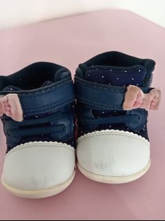 (Category: ) located in . Submitted by angelinepreloved2 (Listing ID 1432278974, Image 1). Description: .