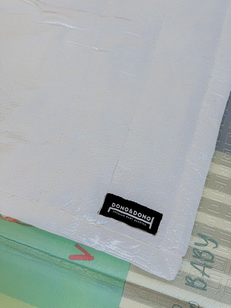 DONO & DONO Baby Mat (Category: Children's Beds) located in Bacoor. Submitted by darklab_project (Listing ID 1432311059, Image 3). Description: .